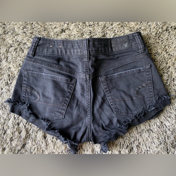 American Eagle Outfitters Woman High Wasited Black Denim Vintage Jean Shorts - Picture 2 of 5